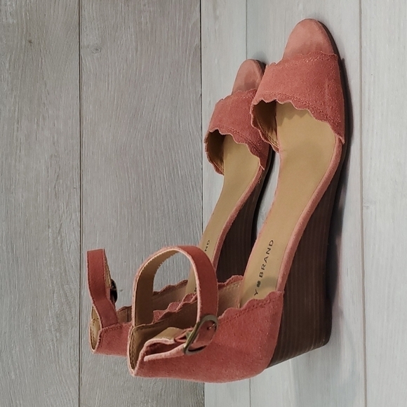 Lucky Brand Womens Jebelle Ankle Suede Strap Wedge Sandals shoes sz 9.5M - Picture 3 of 13